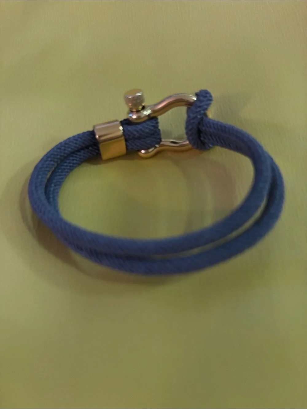 Kids gray Rope Bracelet with Gold Shackle